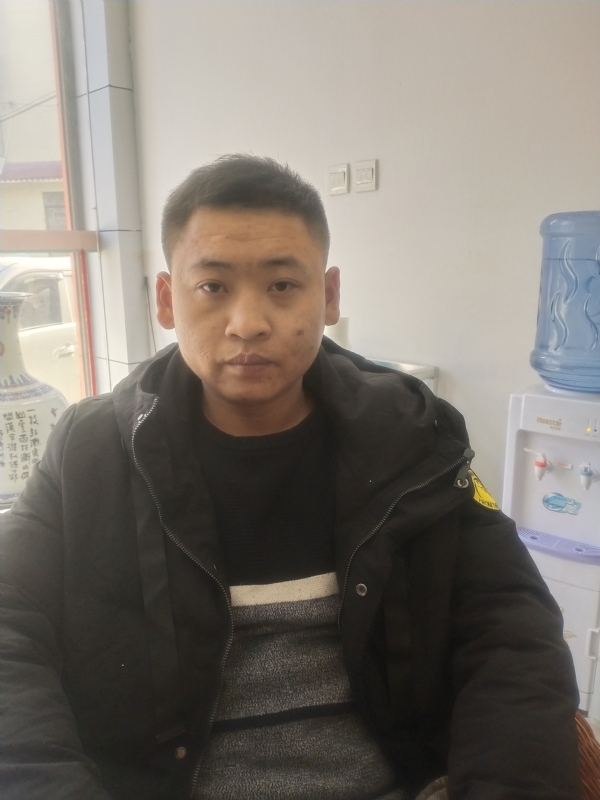 瞿波的第一张照片--乌鲁木齐相亲服务中心