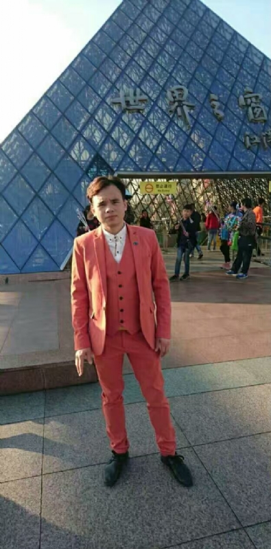 小甘的第一张照片--乌鲁木齐相亲服务中心