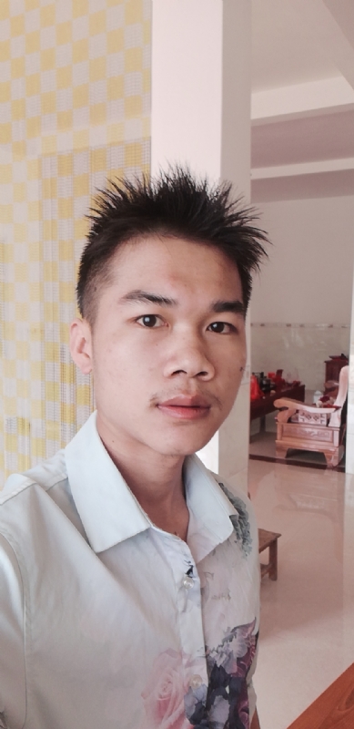 落叶知秋的第一张照片--乌鲁木齐相亲服务中心