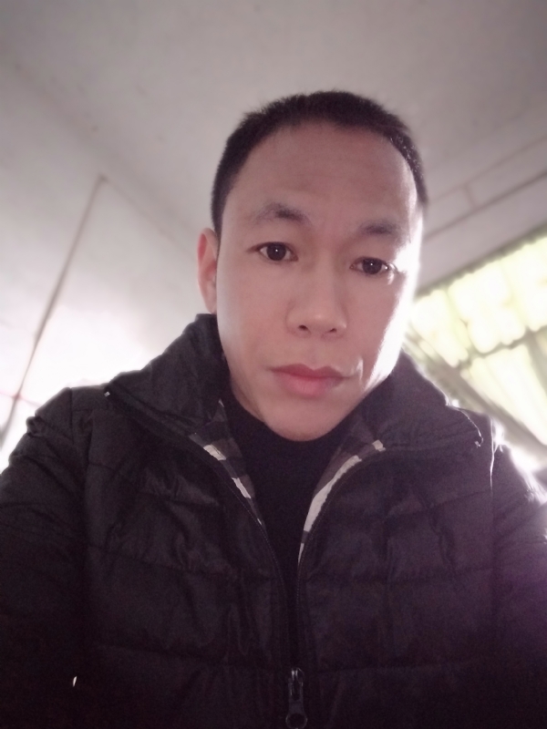 相信真爱的第一张照片--乌鲁木齐相亲服务中心