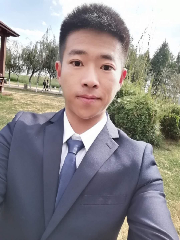 昌先生的第一张照片--乌鲁木齐相亲服务中心
