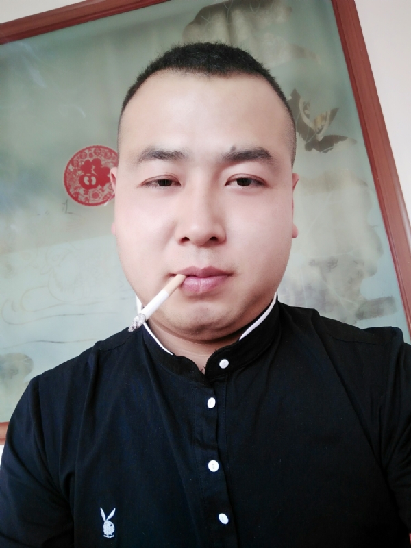 贰爺的第一张照片--乌鲁木齐相亲服务中心
