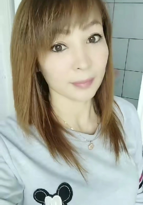 魅力白玲的第一张照片--乌鲁木齐相亲服务中心