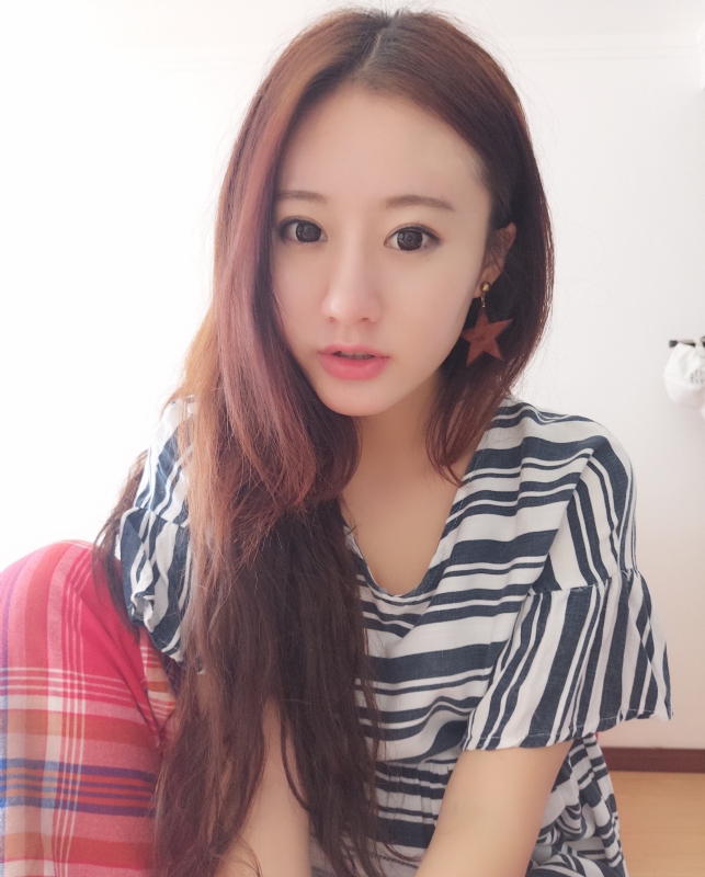 妮妮的第二张照片--乌鲁木齐相亲服务中心