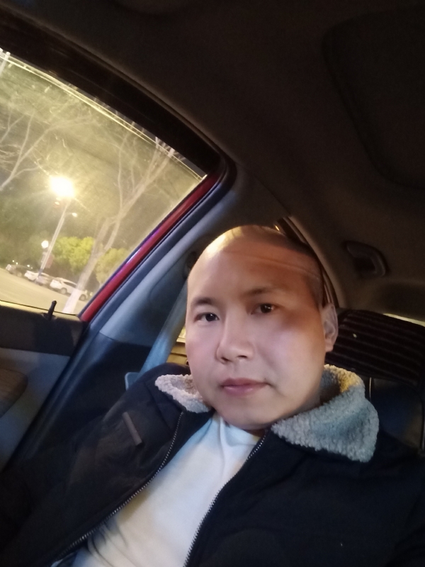 平平淡淡的第一张照片--乌鲁木齐相亲服务中心