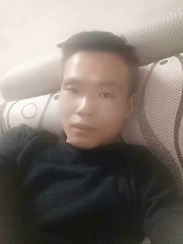 夜魇的第一张照片--乌鲁木齐相亲服务中心