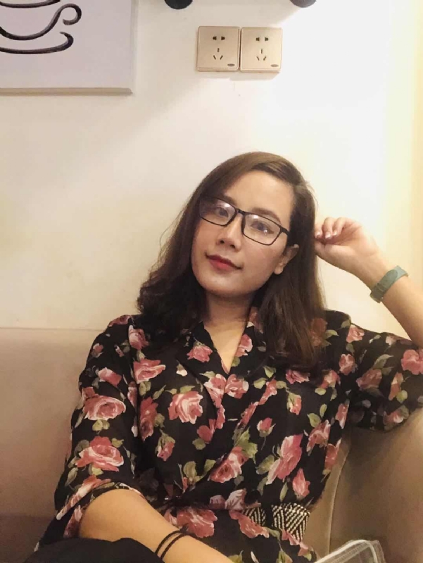 蝴蝶与蓝的第一张照片--乌鲁木齐相亲服务中心