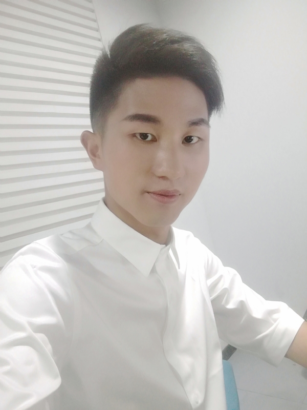 MrLi的第一张照片--乌鲁木齐相亲服务中心
