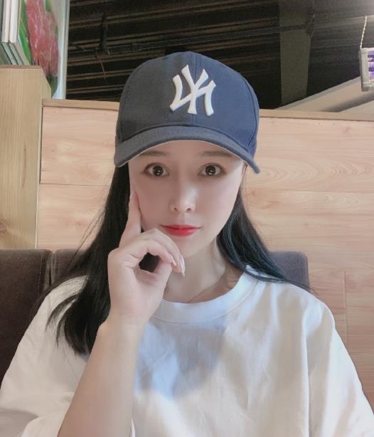 小鱼儿的第一张照片--乌鲁木齐相亲服务中心