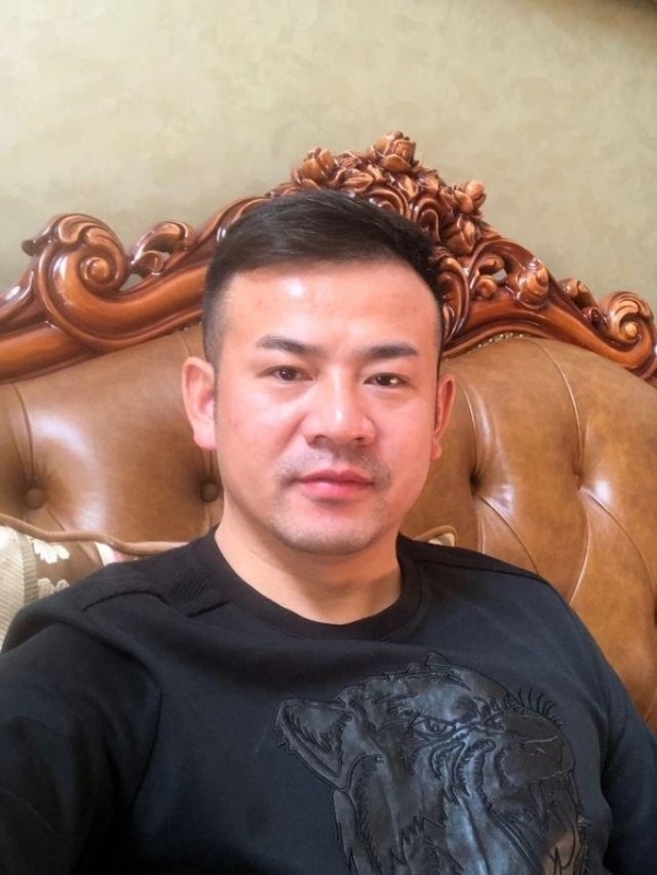治国的第一张照片--乌鲁木齐相亲服务中心