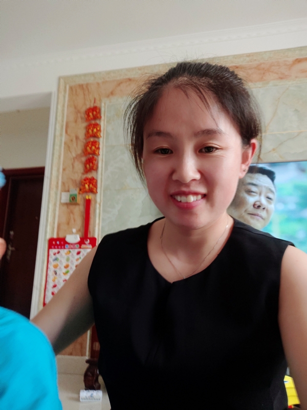 睿智的第一张照片--乌鲁木齐相亲服务中心