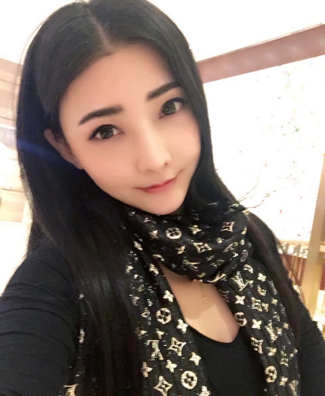 詩詩的第一张照片--乌鲁木齐相亲服务中心