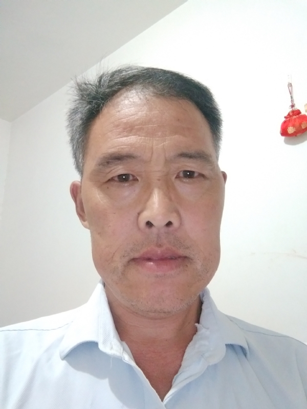 邹学辉的第三张照片--乌鲁木齐相亲服务中心