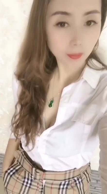 雨蝶的第一张照片--乌鲁木齐相亲服务中心