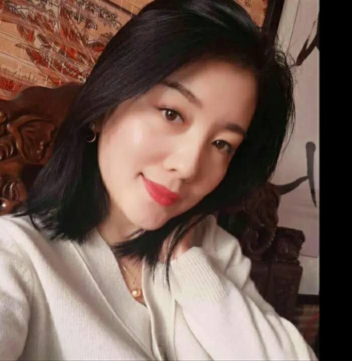 陈旧的第一张照片--乌鲁木齐相亲服务中心