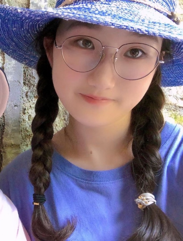 渴望爱情的第一张照片--乌鲁木齐相亲服务中心