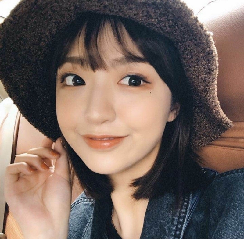 李雅容的第一张照片--乌鲁木齐相亲服务中心