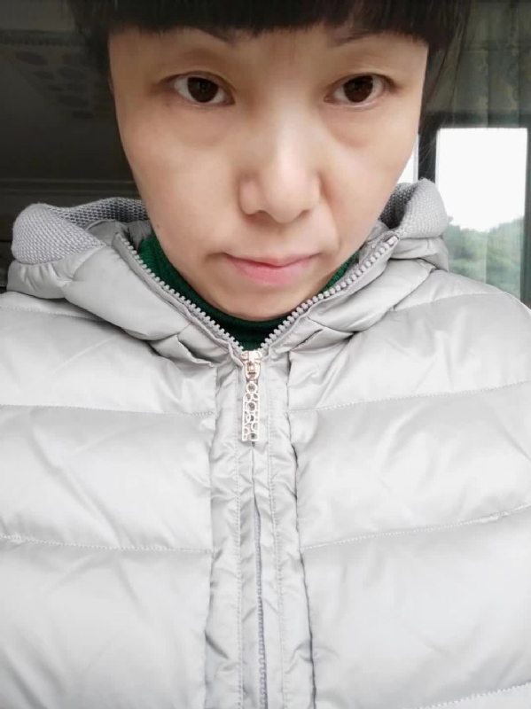 一抹幽蓝的第一张照片--乌鲁木齐相亲服务中心