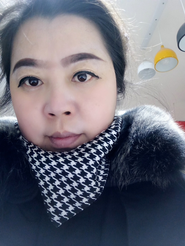 余猪猪的第一张照片--乌鲁木齐相亲服务中心
