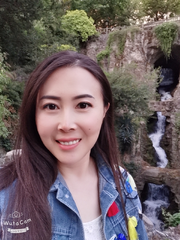 离异单身无子的第三张照片--乌鲁木齐相亲服务中心
