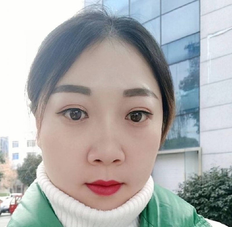 袁芳的第一张照片--乌鲁木齐相亲服务中心
