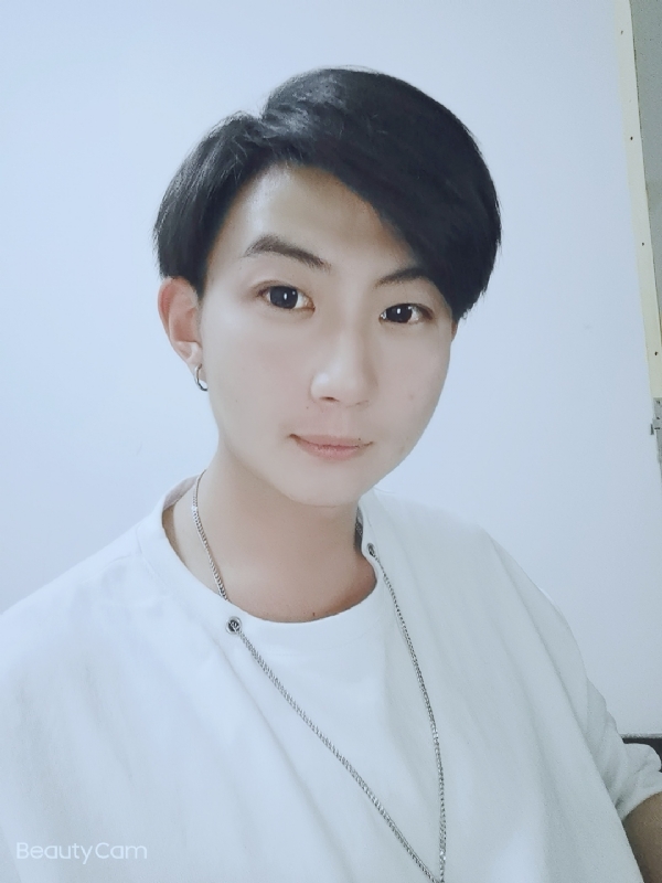漠然的第七张照片--乌鲁木齐相亲服务中心