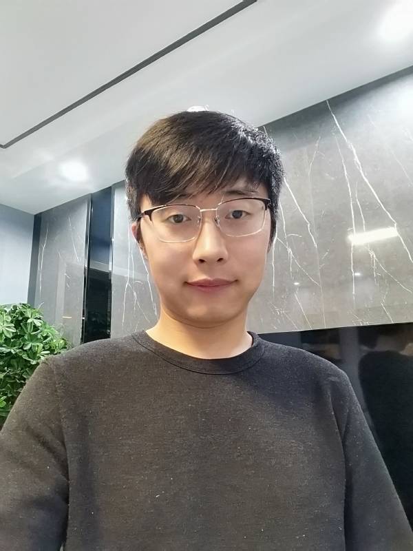 王先森的第一张照片--乌鲁木齐相亲服务中心