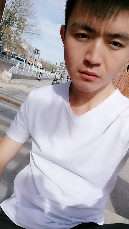 未来可期的我的第二张照片--乌鲁木齐相亲服务中心