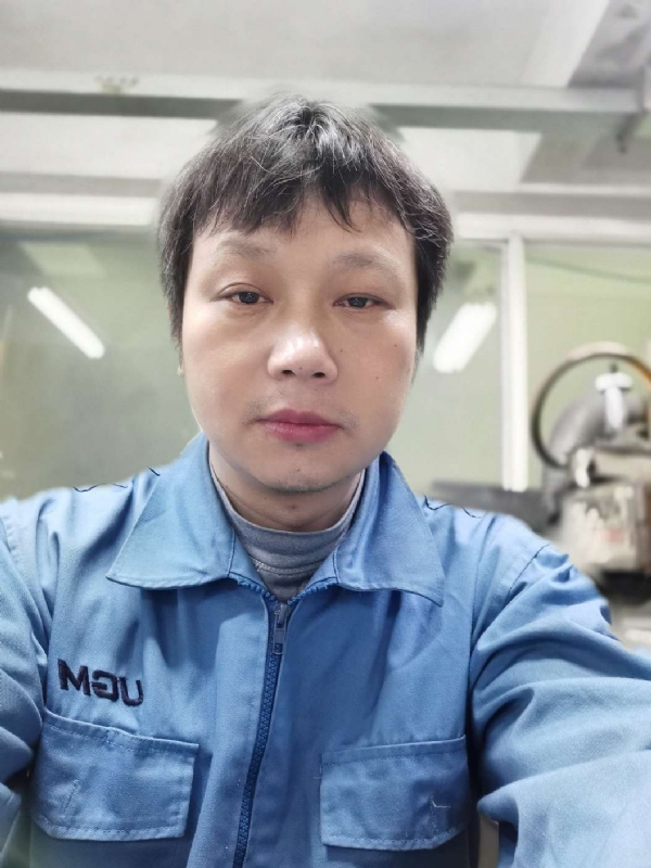 伤心人的第一张照片--乌鲁木齐相亲服务中心