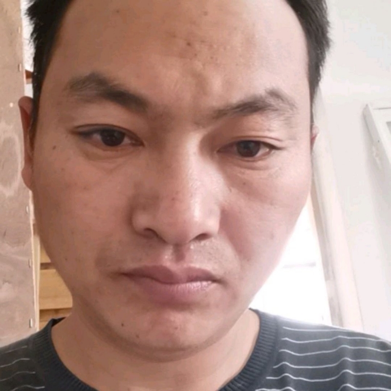 黎离的第一张照片--乌鲁木齐相亲服务中心