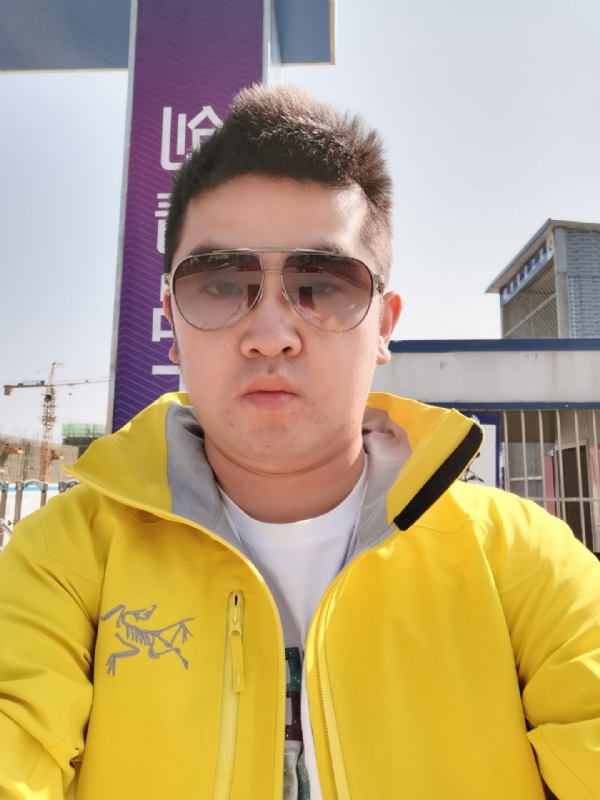 子敬的第一张照片--乌鲁木齐相亲服务中心