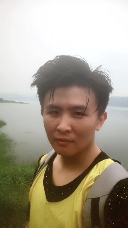 阳光与自由的第一张照片--乌鲁木齐相亲服务中心