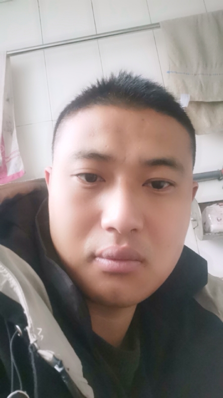 烟花再美不过瞬间的第一张照片--乌鲁木齐相亲服务中心