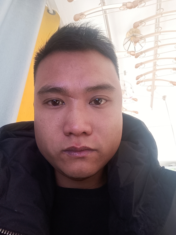 帅的每天被人砍的第一张照片--乌鲁木齐相亲服务中心