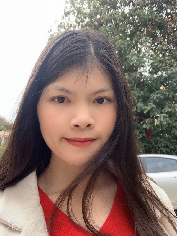 小可爱的第一张照片--乌鲁木齐相亲服务中心