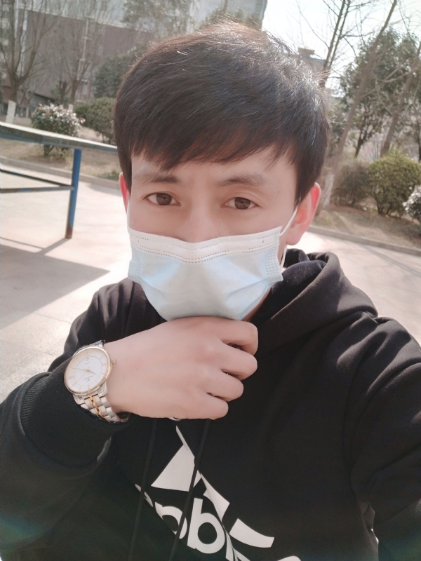简单的幸福的第一张照片--乌鲁木齐相亲服务中心