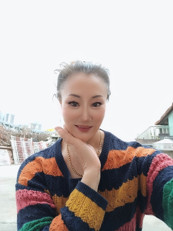 燕子的第四张照片--乌鲁木齐相亲服务中心
