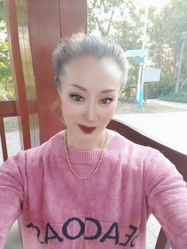 燕子的第五张照片--乌鲁木齐相亲服务中心