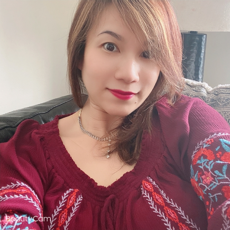 蜜儿的第一张照片--乌鲁木齐相亲服务中心