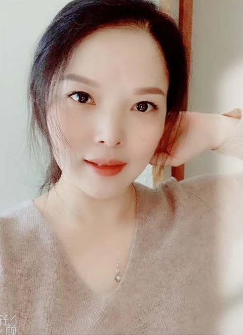 百荷的第一张照片--乌鲁木齐相亲服务中心