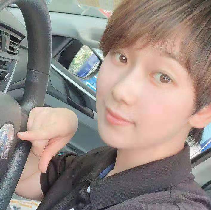 燕子的第一张照片--乌鲁木齐相亲服务中心
