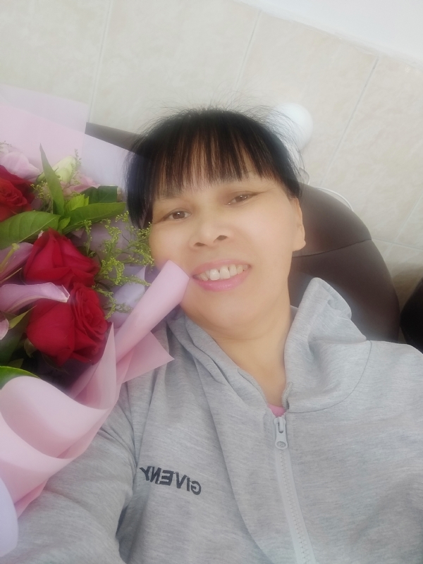 言言的第一张照片--乌鲁木齐相亲服务中心
