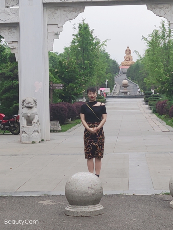 魏沐阳子的第三张照片--乌鲁木齐相亲服务中心