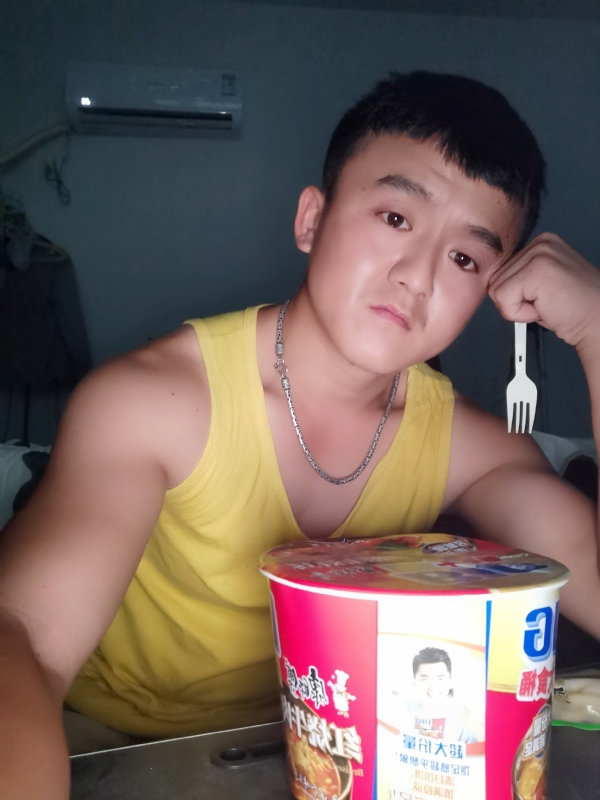 飞飞的第三张照片--乌鲁木齐相亲服务中心
