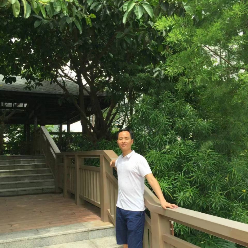 教书育人的第一张照片--乌鲁木齐相亲服务中心