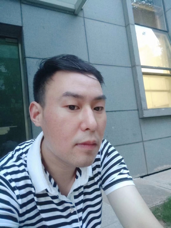 曙光的第一张照片--乌鲁木齐相亲服务中心