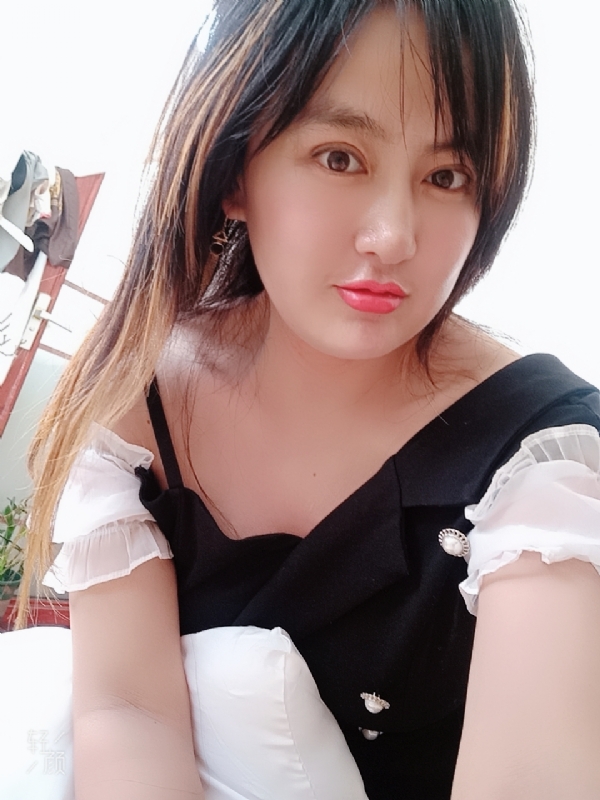 ff用心良苦的第一张照片--乌鲁木齐相亲服务中心