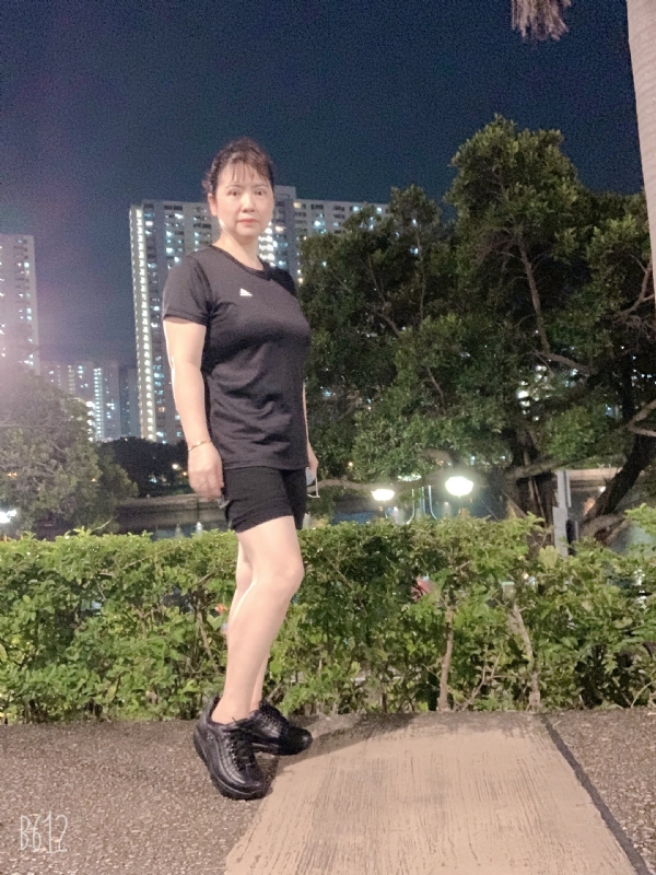 枫叶的第一张照片--乌鲁木齐相亲服务中心