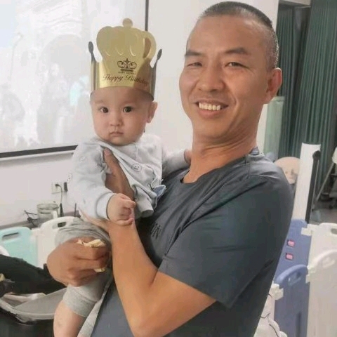 爱辣的鱼的第一张照片--乌鲁木齐相亲服务中心