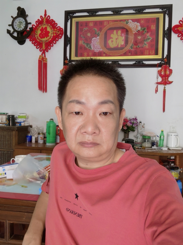 飞天的第一张照片--乌鲁木齐相亲服务中心